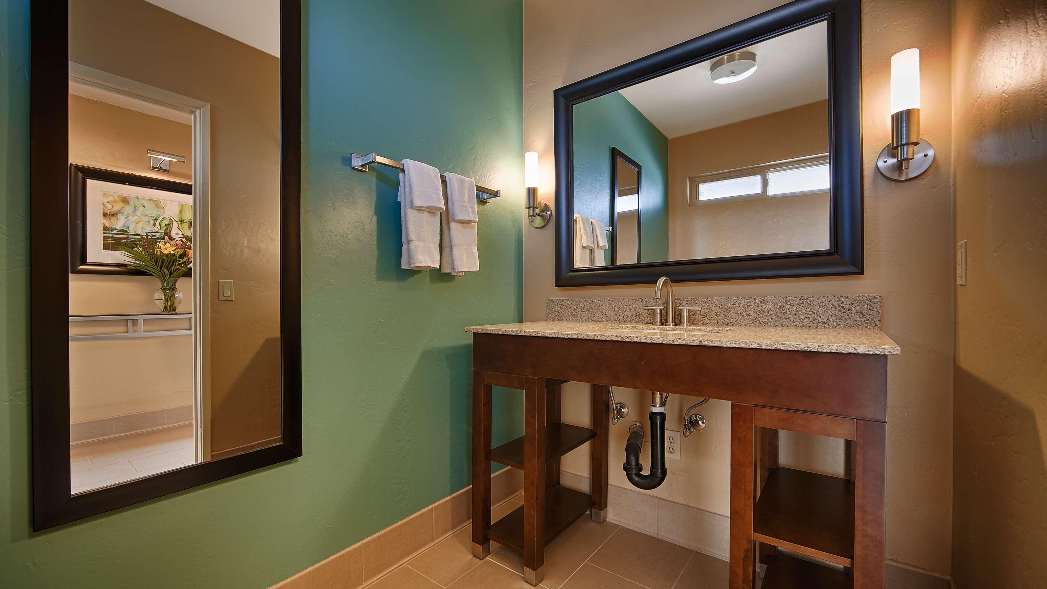 Best Western Plus Beach View Lodge Carlsbad Bagian luar foto