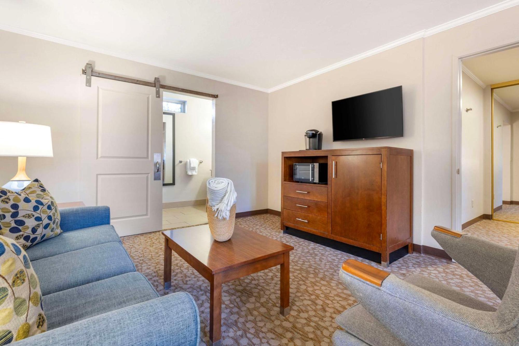 Best Western Plus Beach View Lodge Carlsbad Bagian luar foto