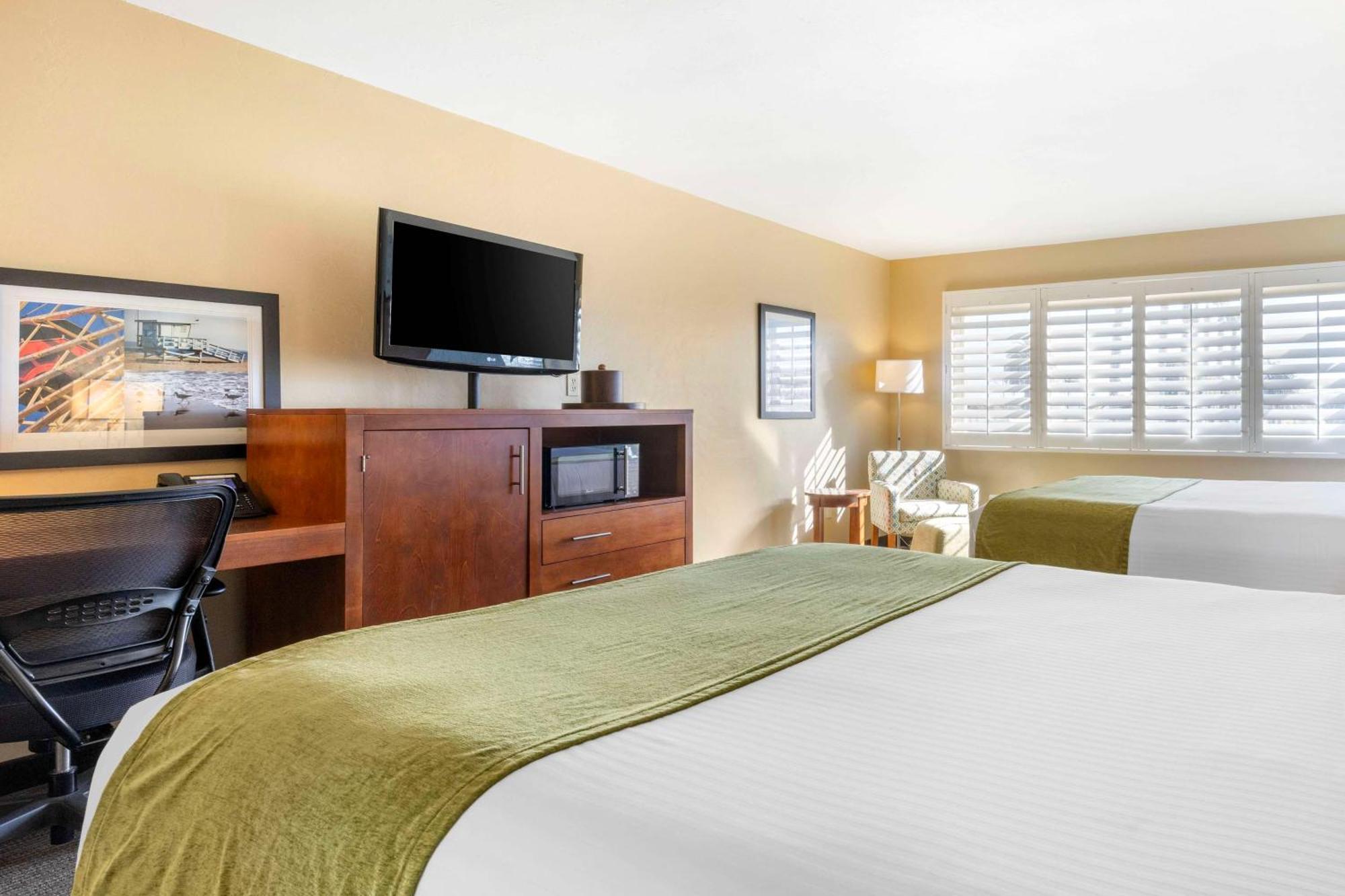 Best Western Plus Beach View Lodge Carlsbad Bagian luar foto