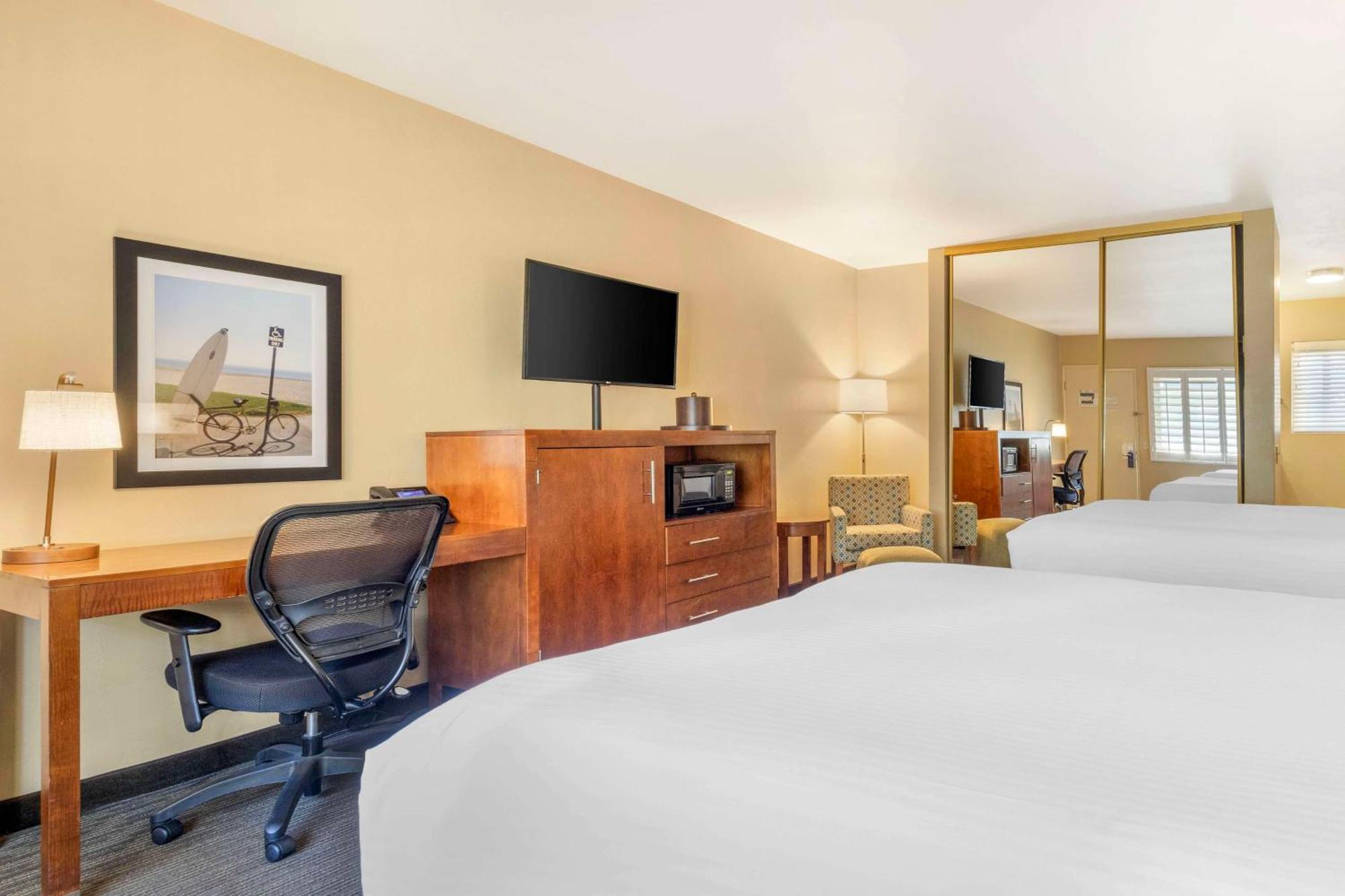 Best Western Plus Beach View Lodge Carlsbad Bagian luar foto
